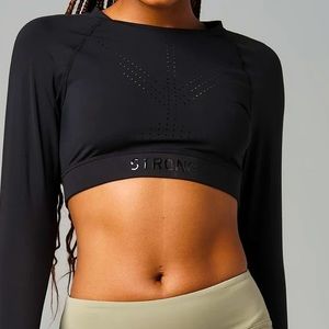 Strong Cut Long Sleeve